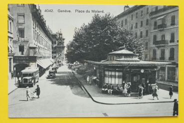 Postcard PC Geneva / Molard Square / 1920s / Bus – Cars – Oldtimer – Kiosk